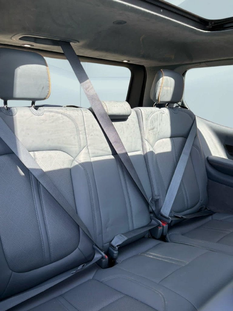 2023 Jeep Grand Wagoneer Series II