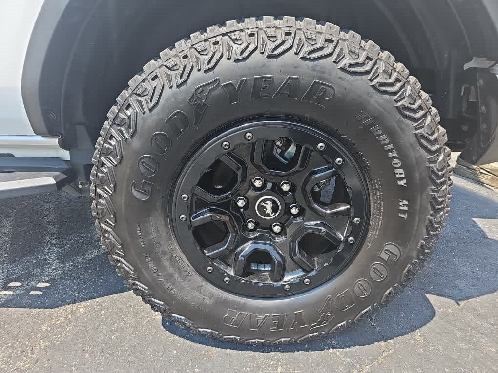 2023 Ford Bronco Base