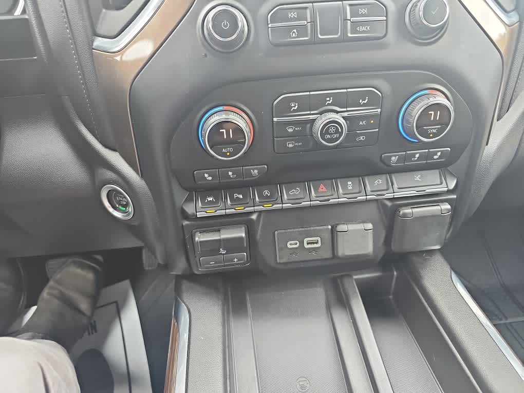 2019 Chevrolet Silverado 1500 High Country