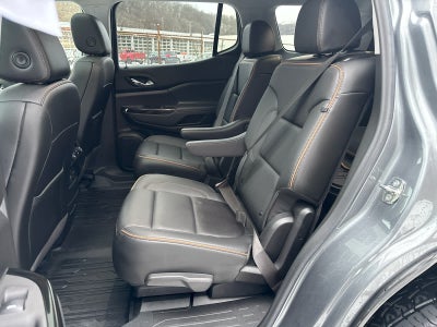 2022 GMC Acadia AT4