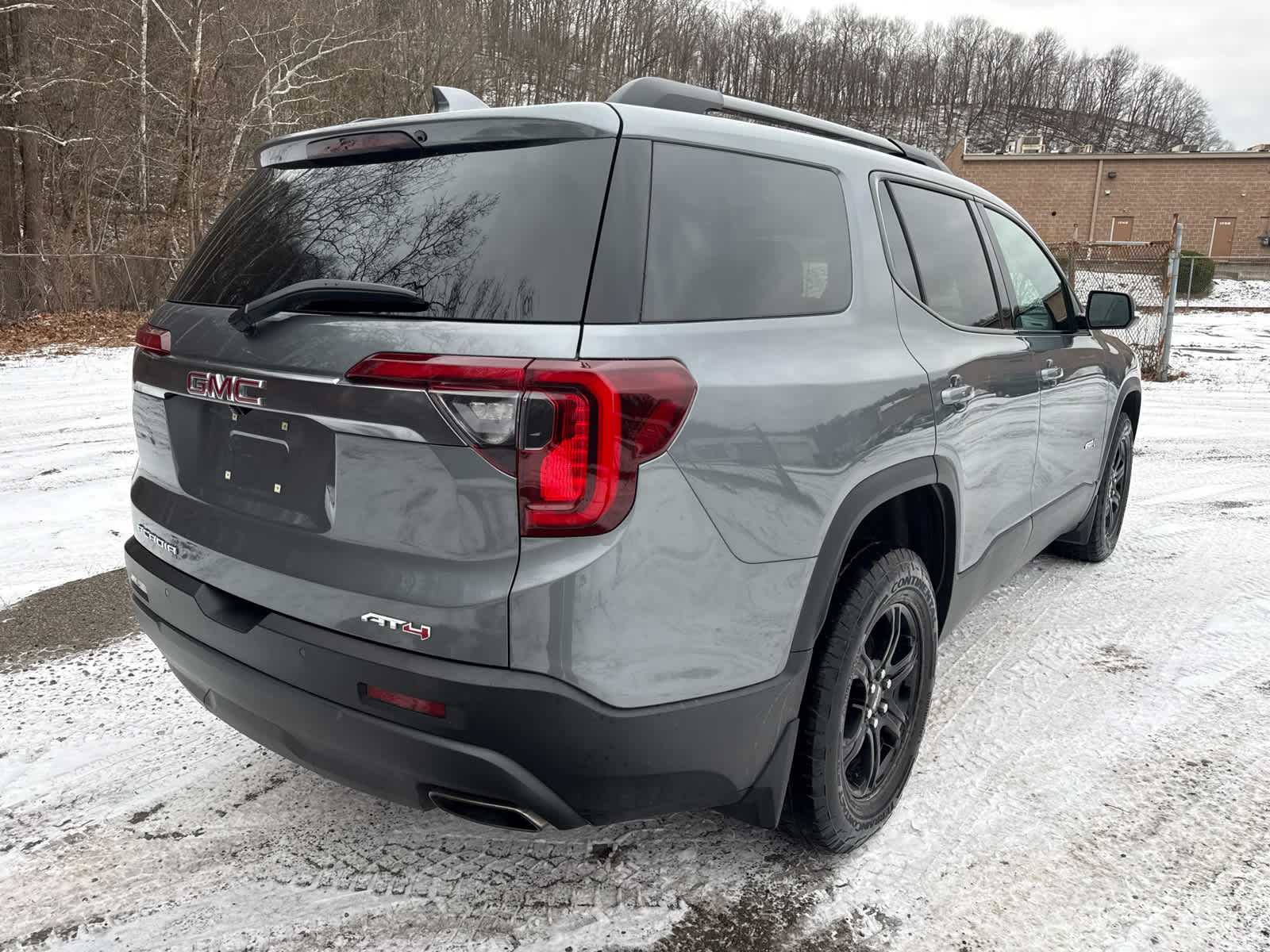 2022 GMC Acadia AT4