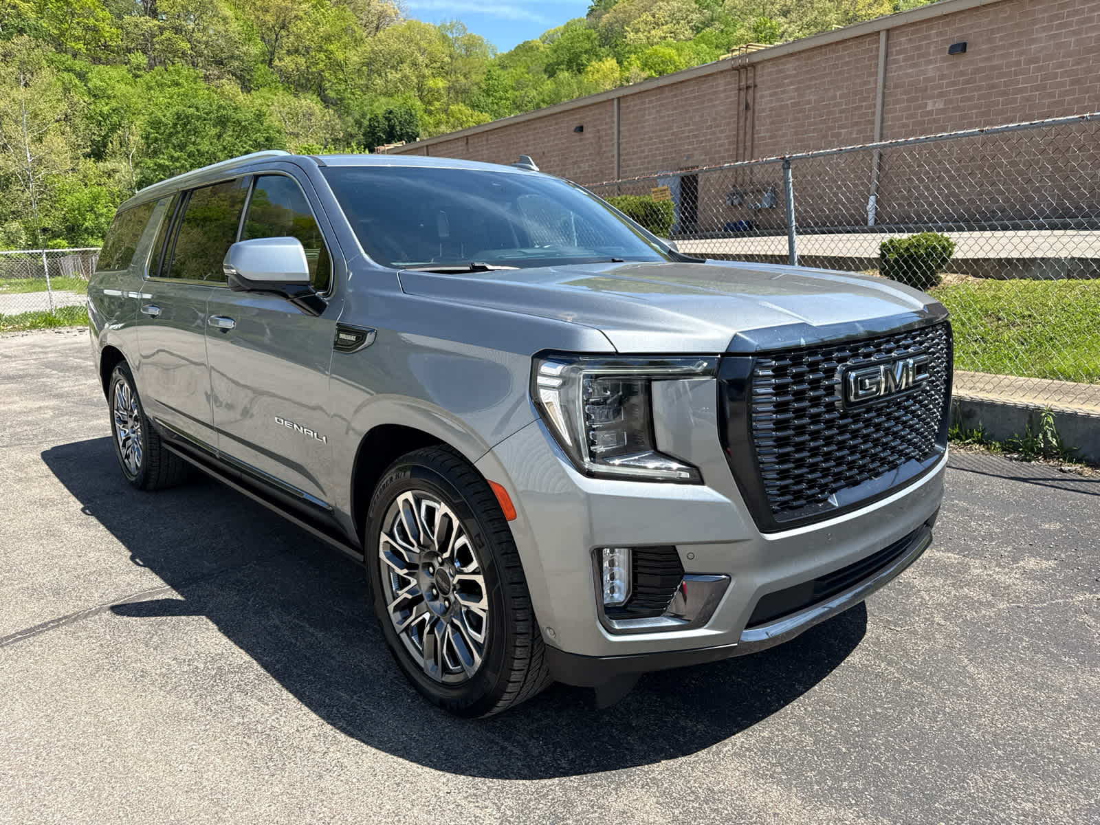 2023 GMC Yukon XL Denali Ultimate