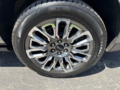 2023 GMC Yukon XL Denali Ultimate