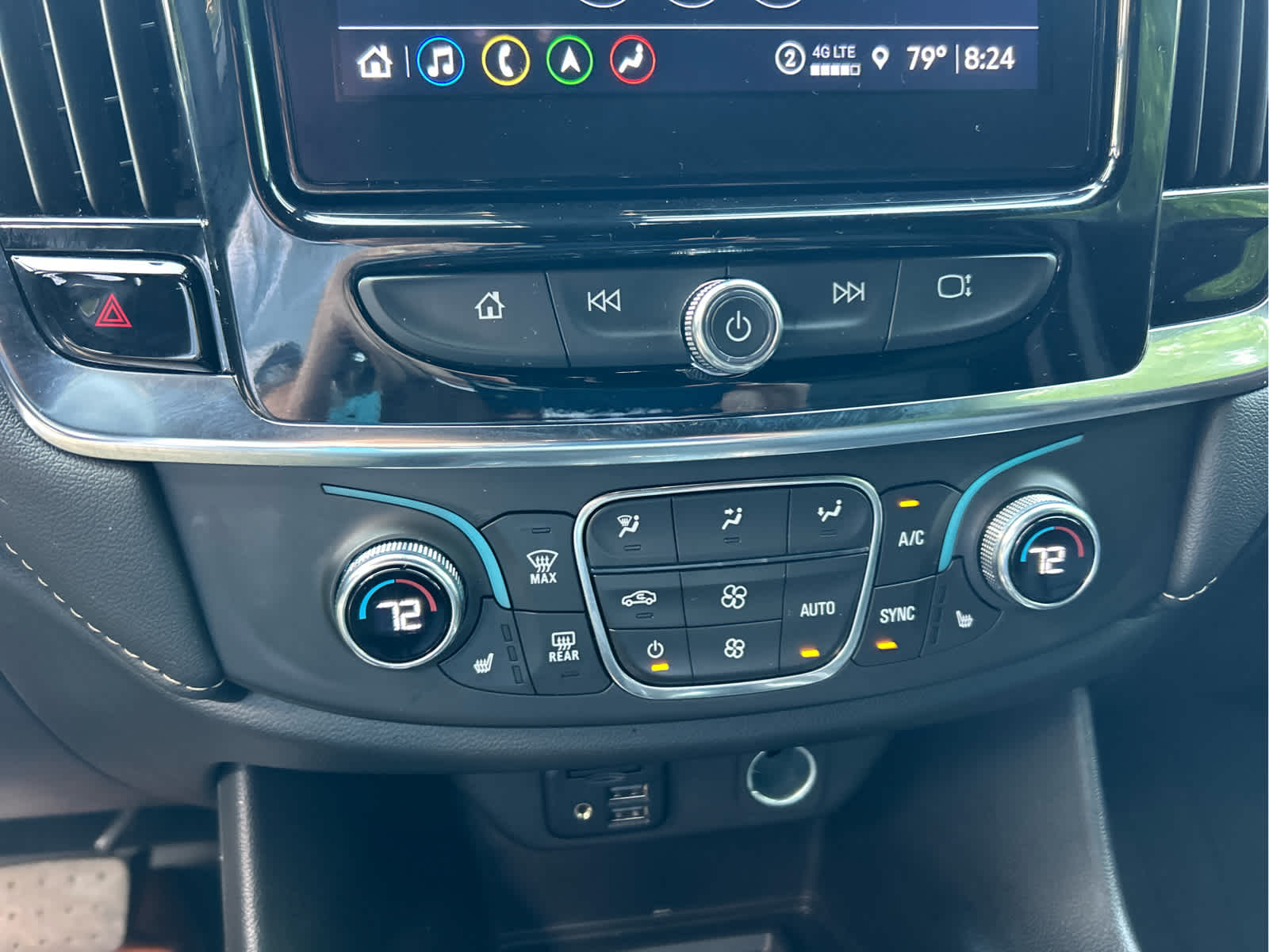 2023 Chevrolet Traverse LT Leather