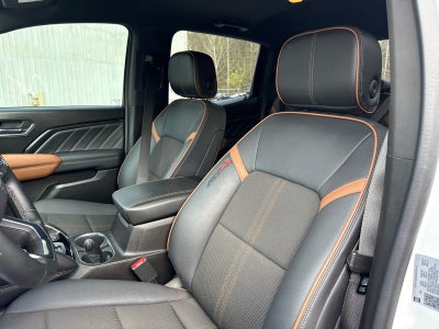 2024 GMC Canyon AT4