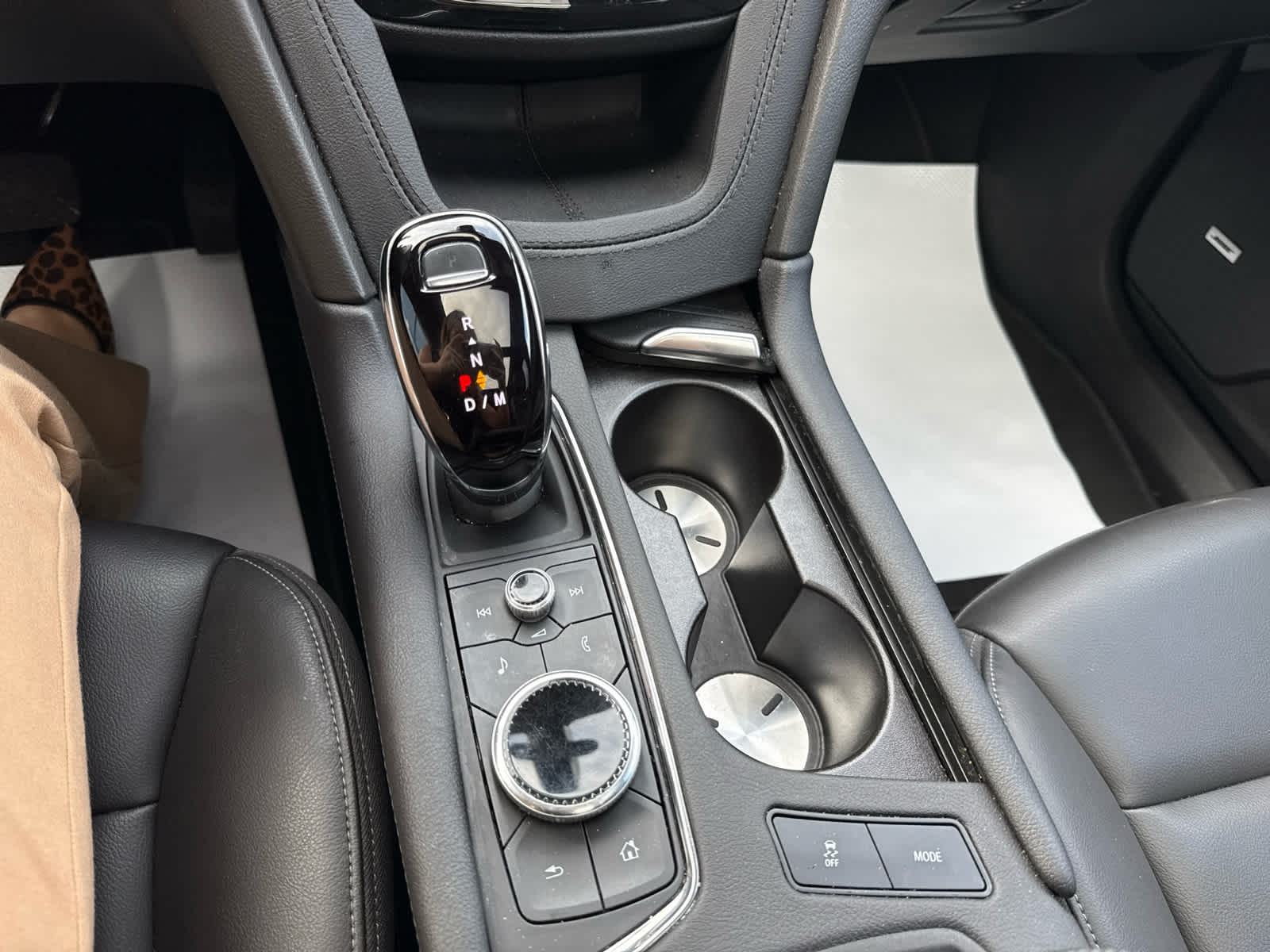 2024 Cadillac XT6 Luxury