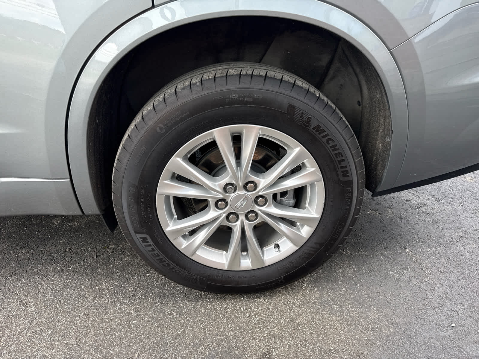 2024 Cadillac XT6 Luxury