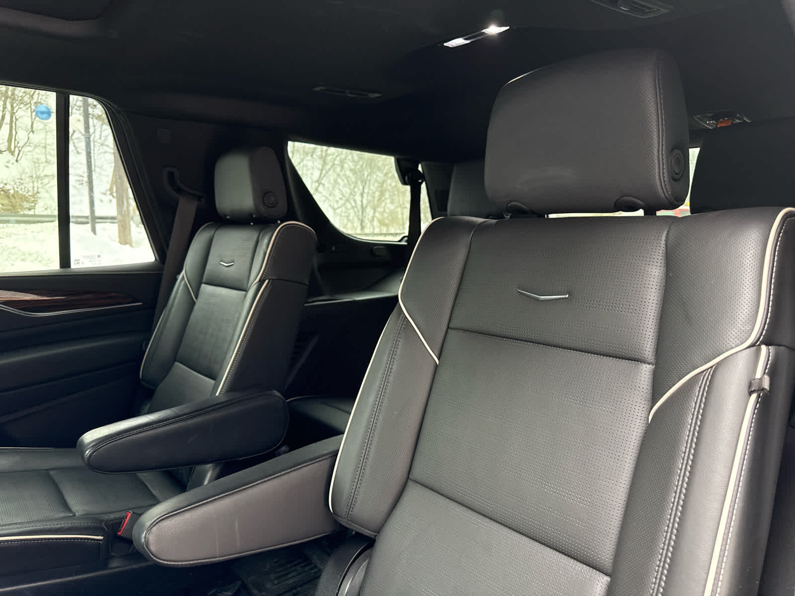 2022 Cadillac Escalade Premium Luxury