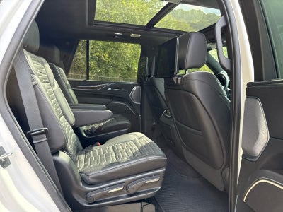 2023 Cadillac Escalade Sport Platinum