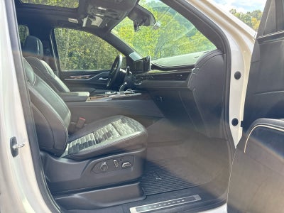 2023 Cadillac Escalade Sport Platinum