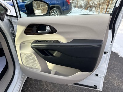 2024 Chrysler Pacifica Limited