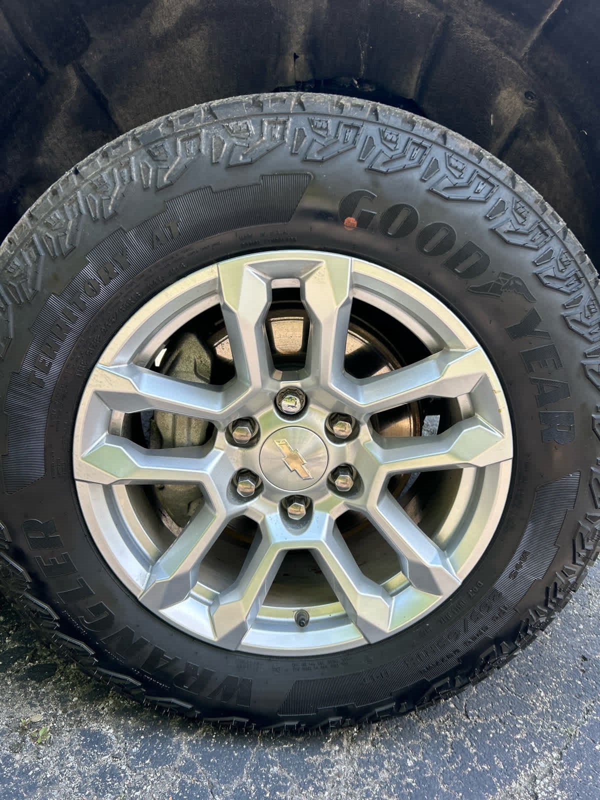 2023 Chevrolet Silverado 1500 LT (2FL)