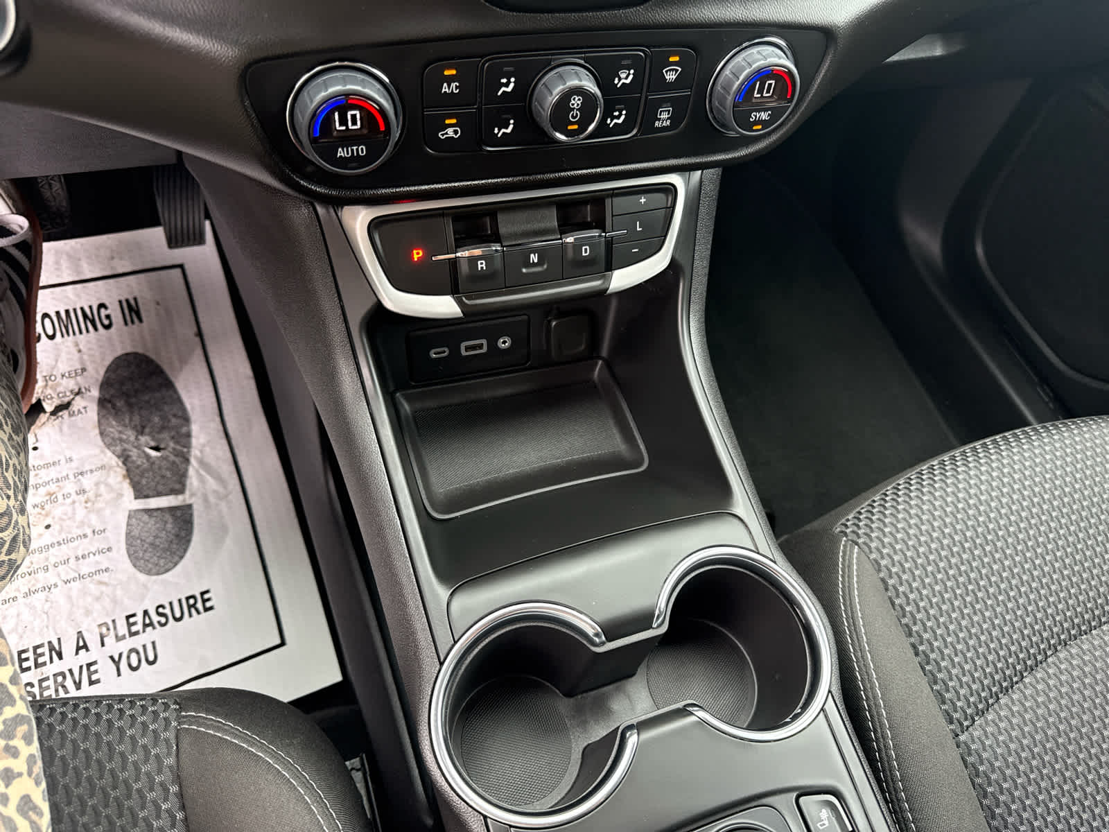 2023 GMC Terrain SLE
