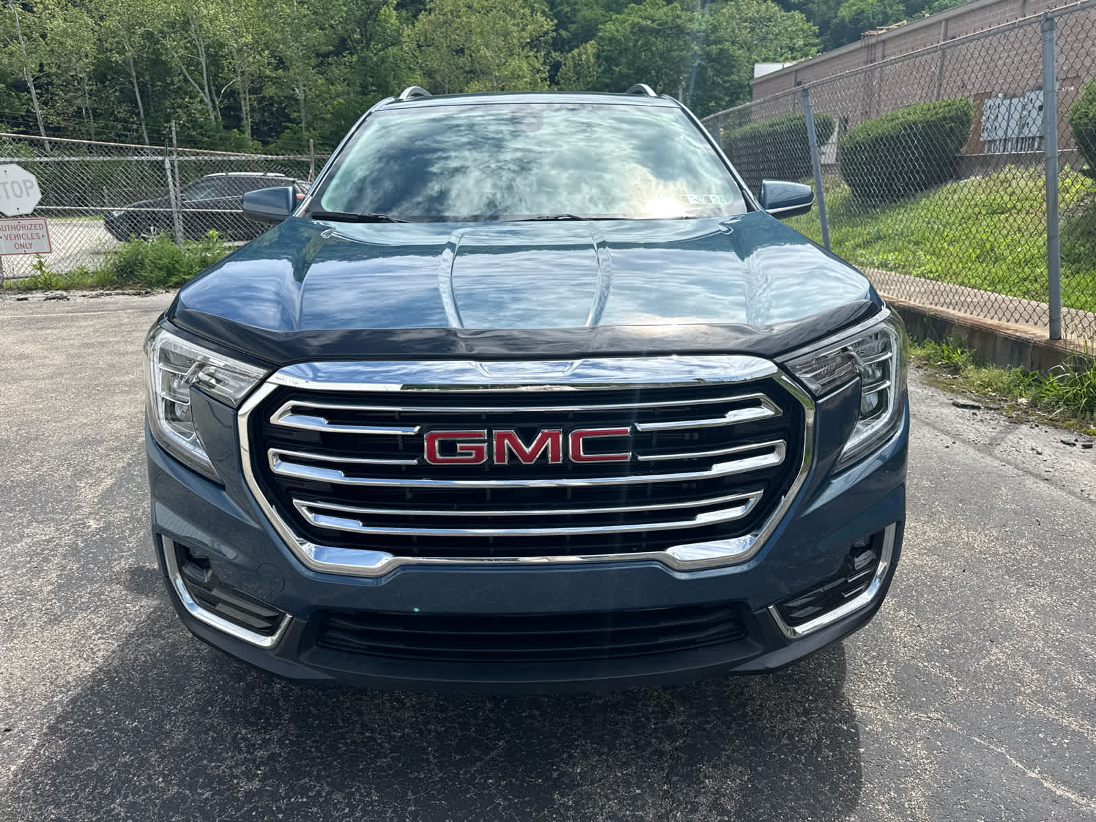 2024 GMC Terrain SLT