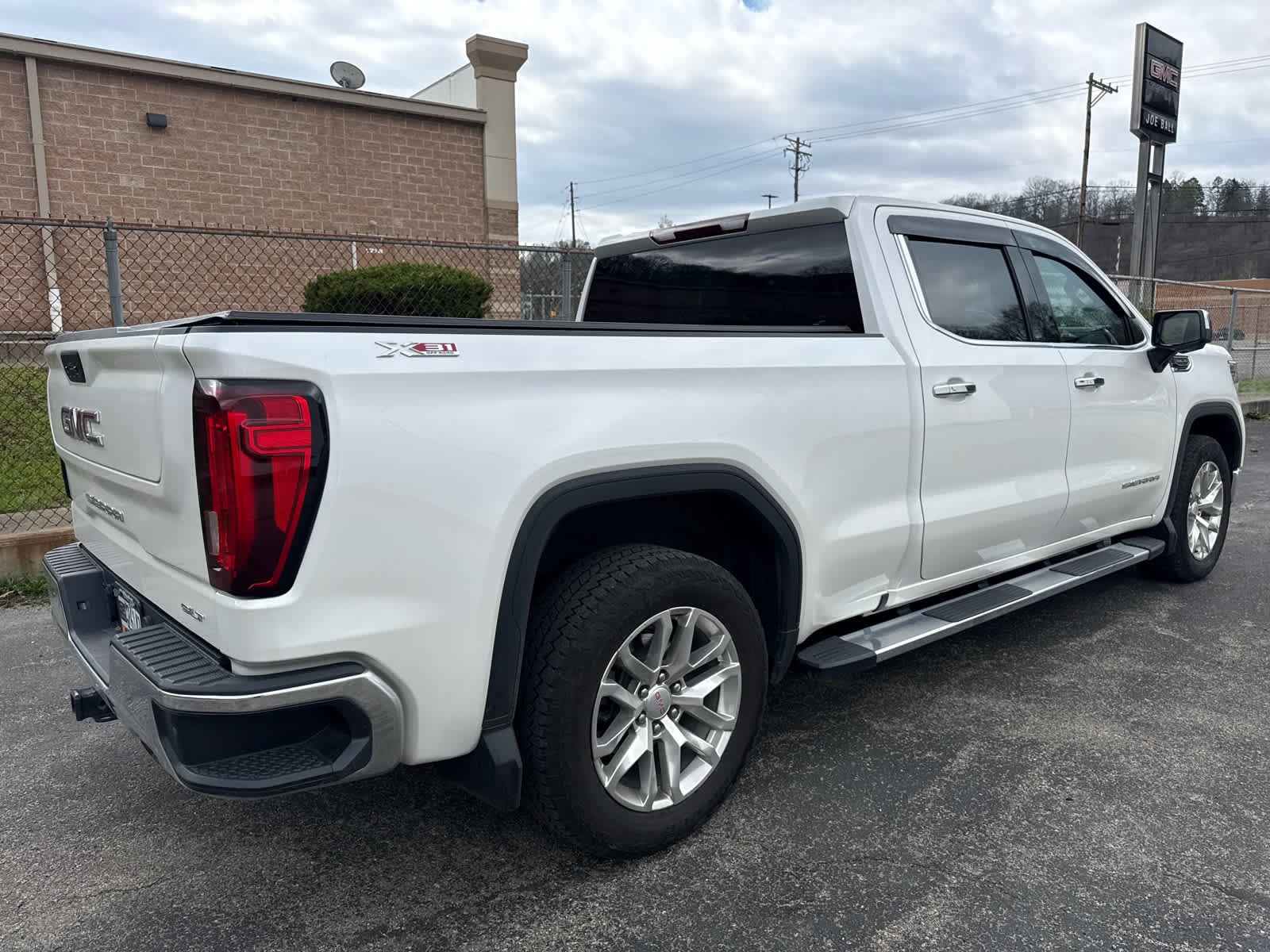 2021 GMC Sierra 1500 SLT