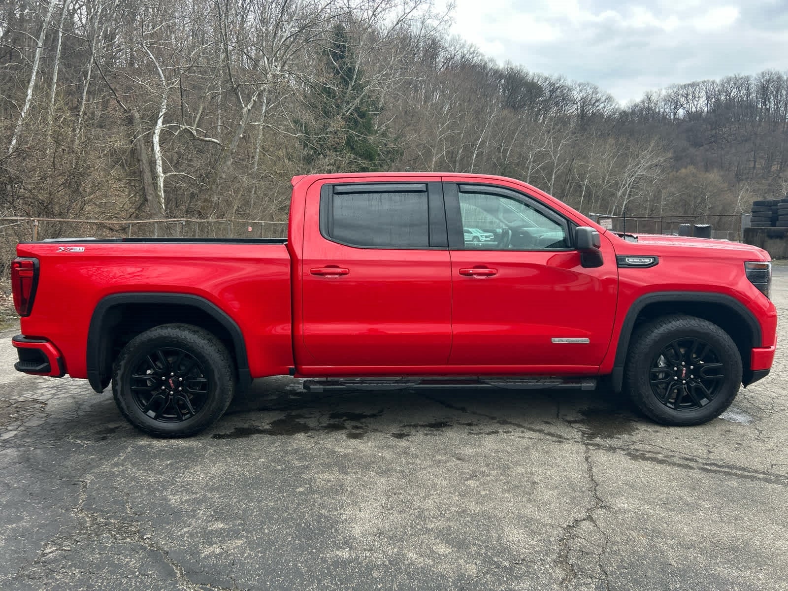 2023 GMC Sierra 1500 Elevation