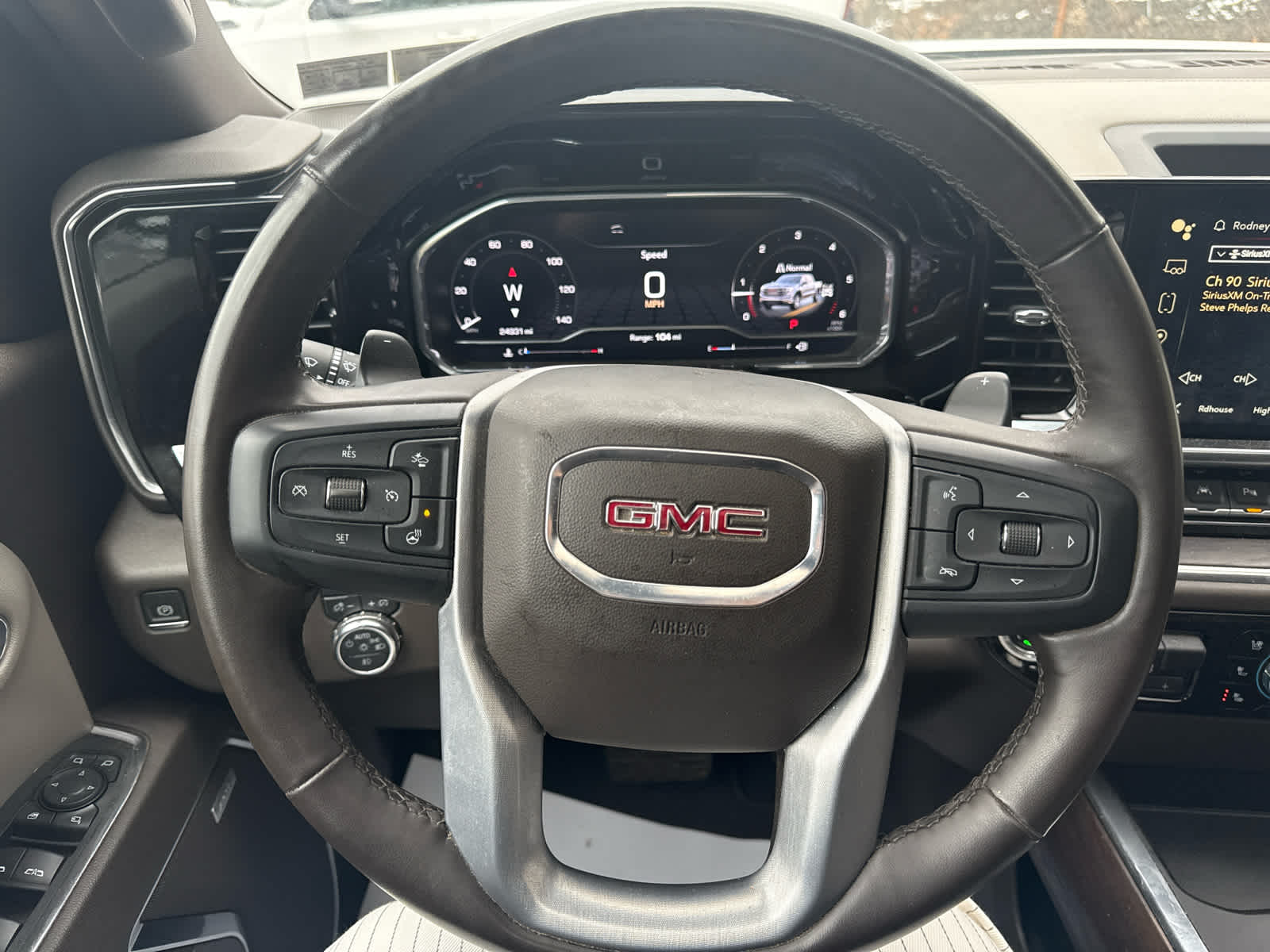 2024 GMC Sierra 1500 SLT