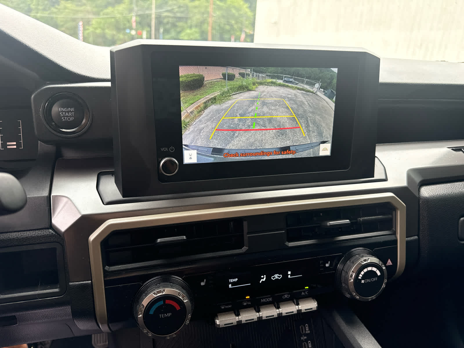2025 Toyota Tacoma 4WD SR