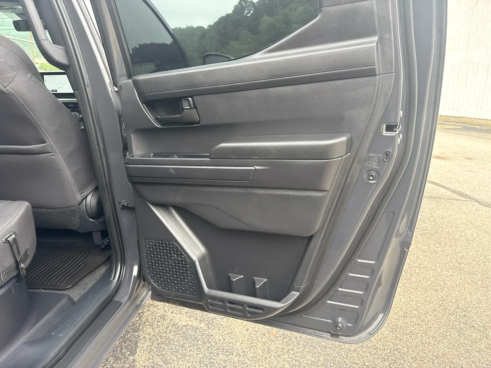 2025 Toyota Tacoma 4WD SR