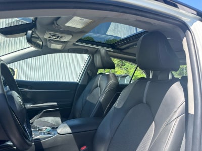 2019 Toyota Camry XSE