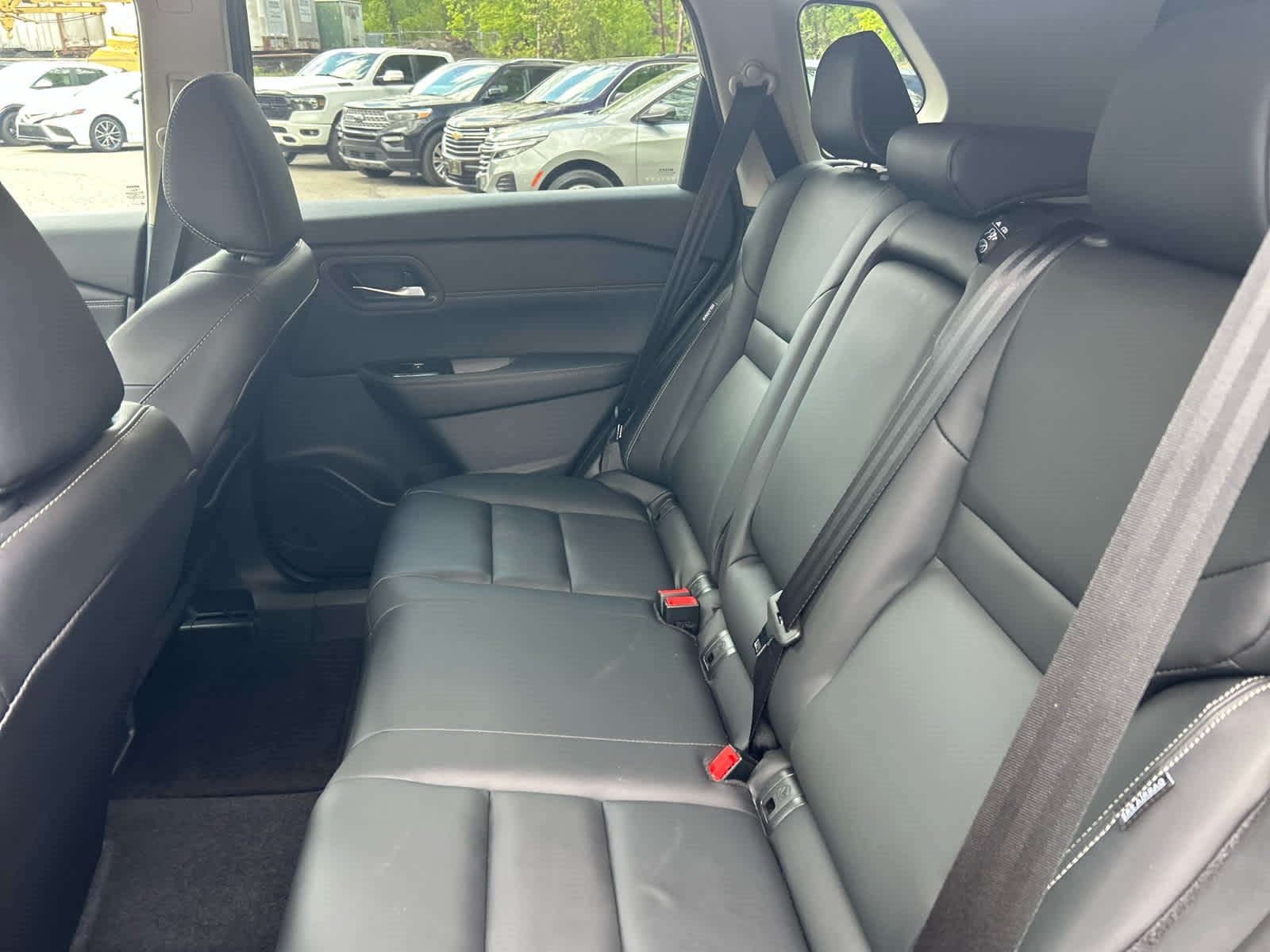 2024 Nissan Rogue SL