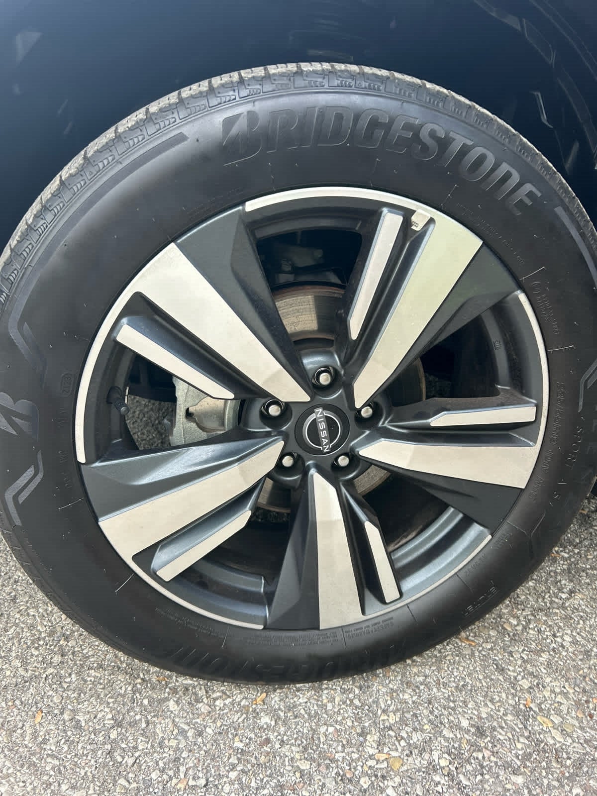 2024 Nissan Rogue SL