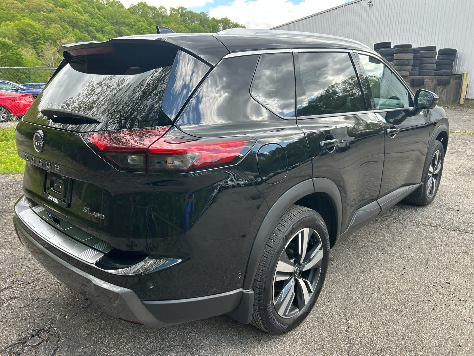 2024 Nissan Rogue SL