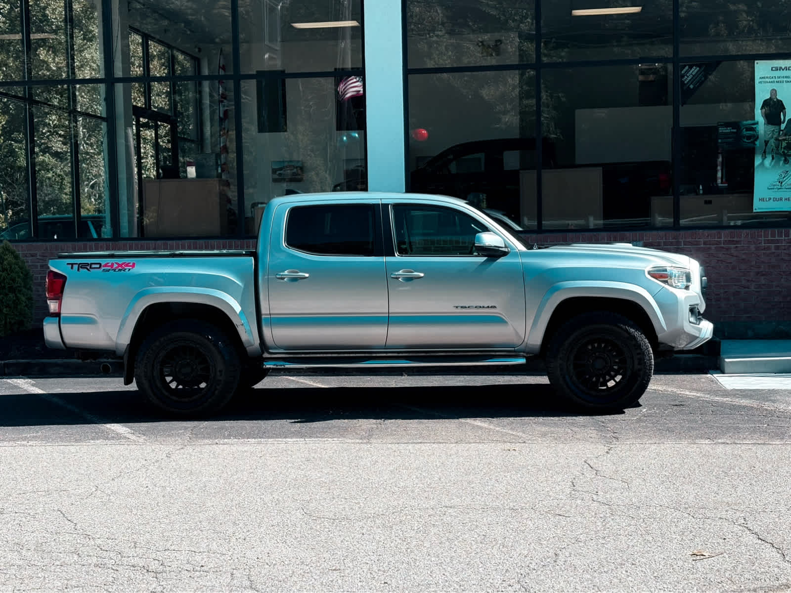 2017 Toyota Tacoma SR5