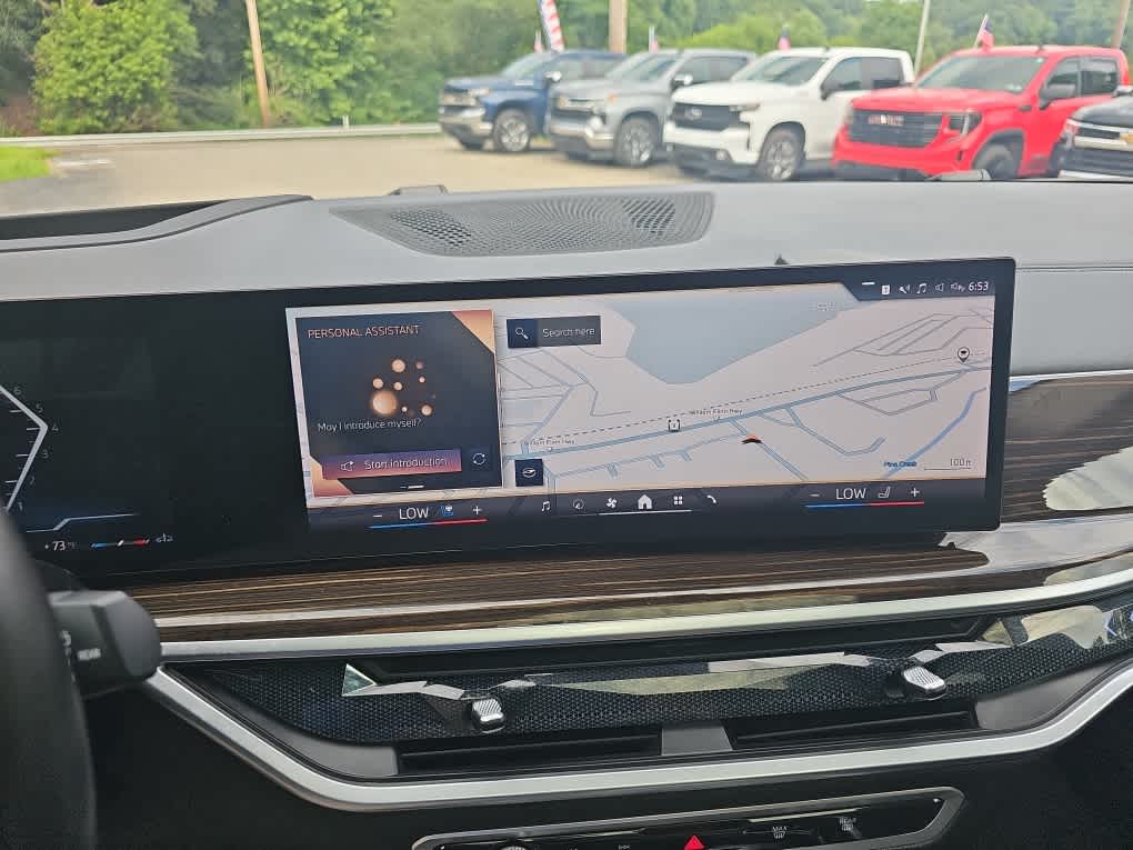 2024 BMW X7 xDrive40i