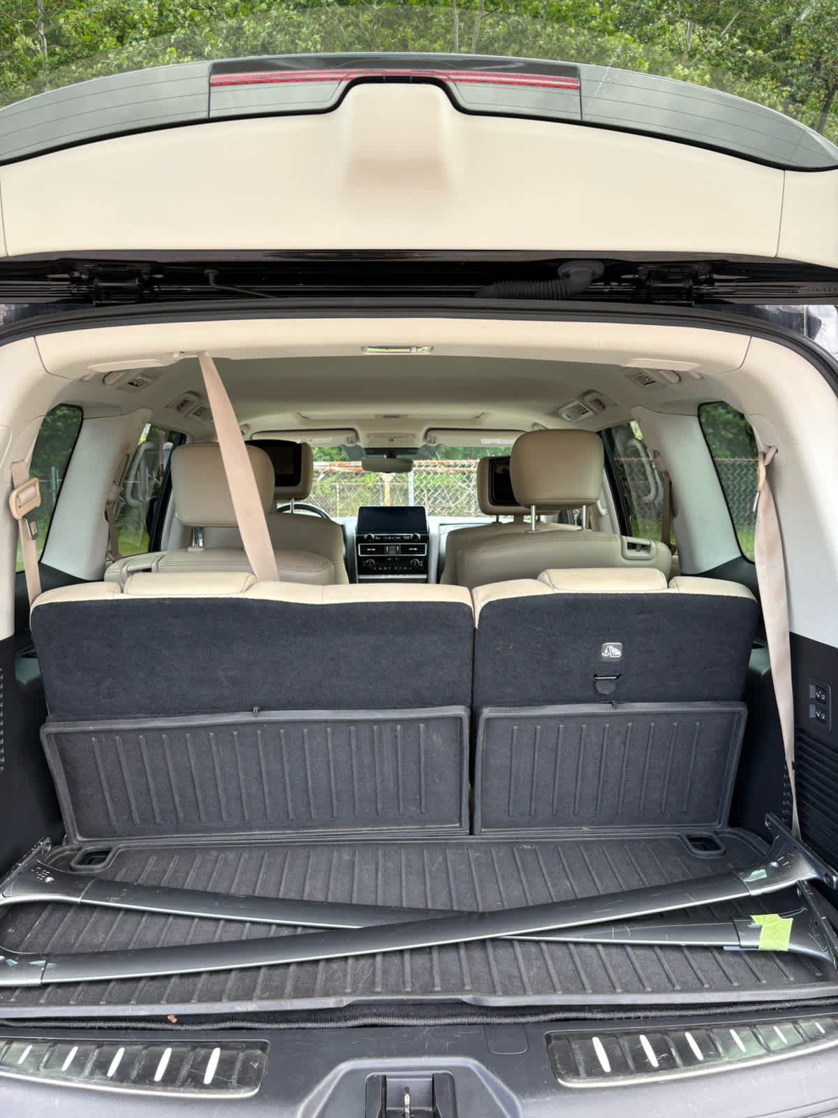 2022 Nissan Armada Platinum