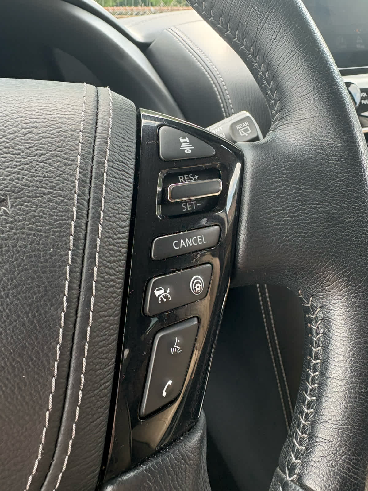 2022 Nissan Armada Platinum