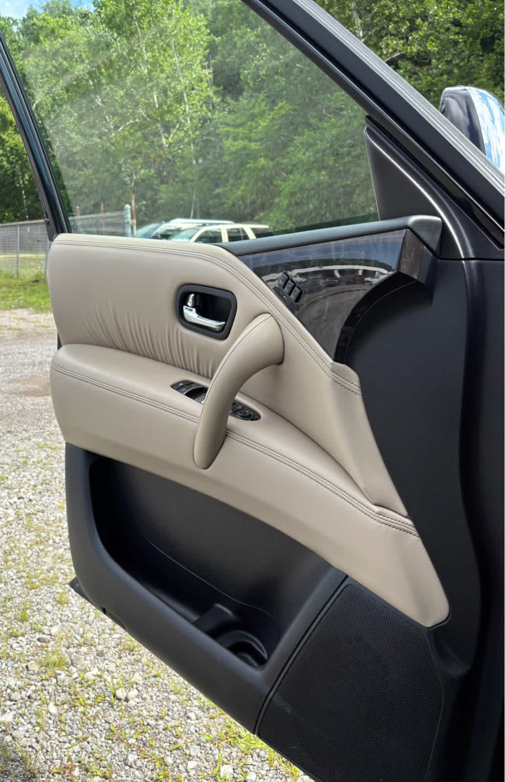 2022 Nissan Armada Platinum