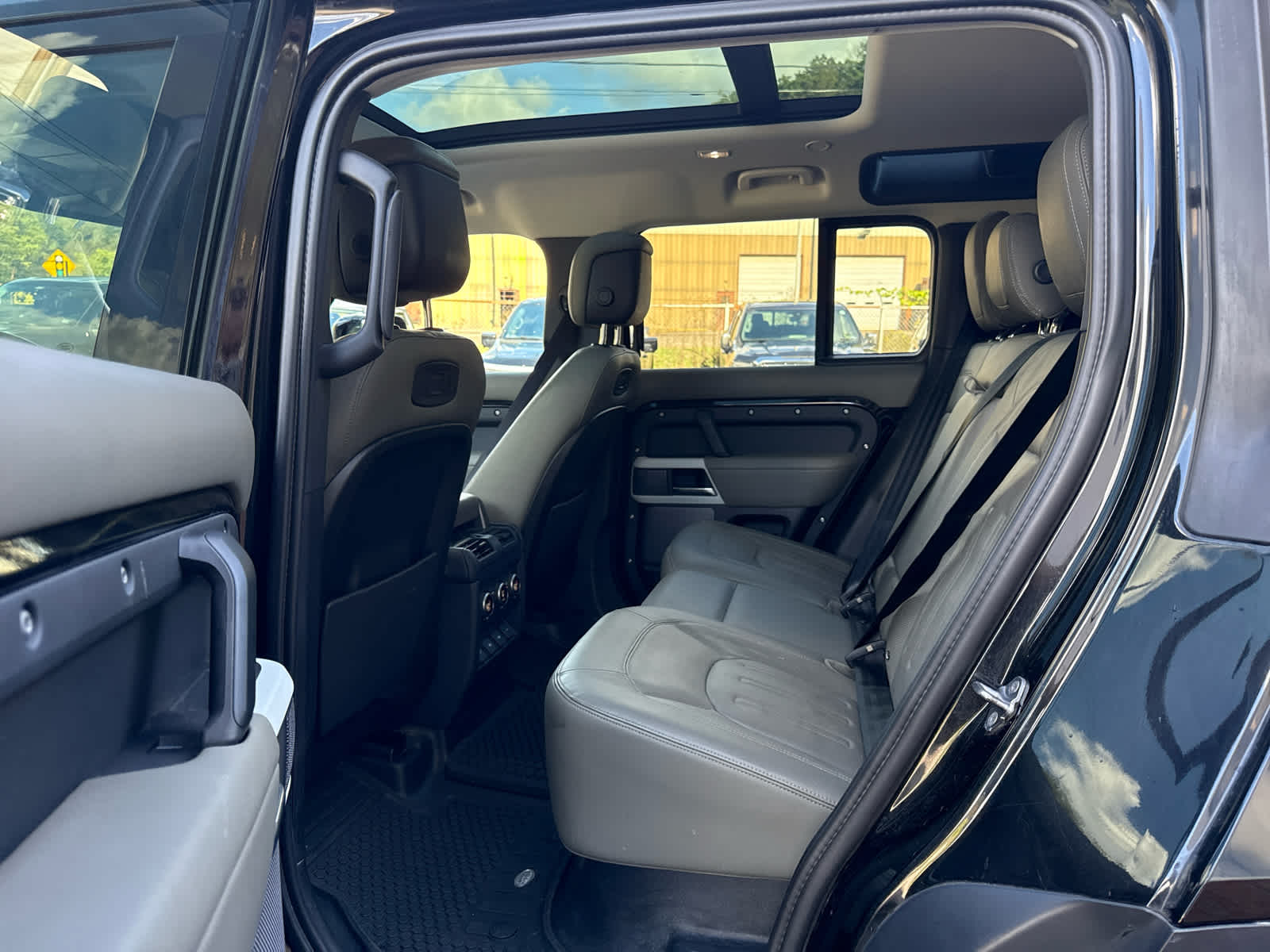 2020 Land Rover Defender HSE