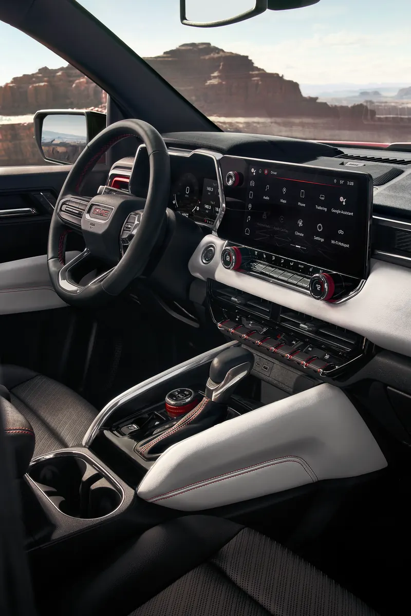 2026 GMC Canyon infotainment system at Joe Ball GMC in Glenshaw PA